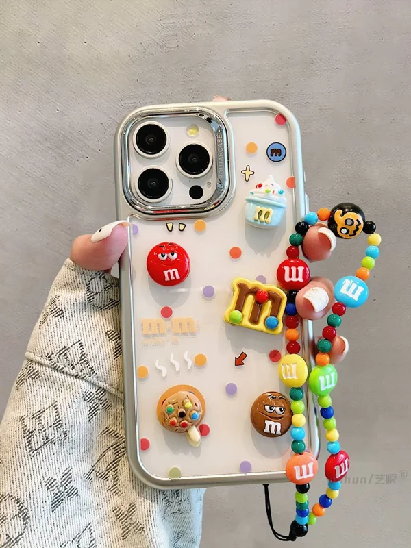 کاور گوشی آیفون m&m همراه با اویز