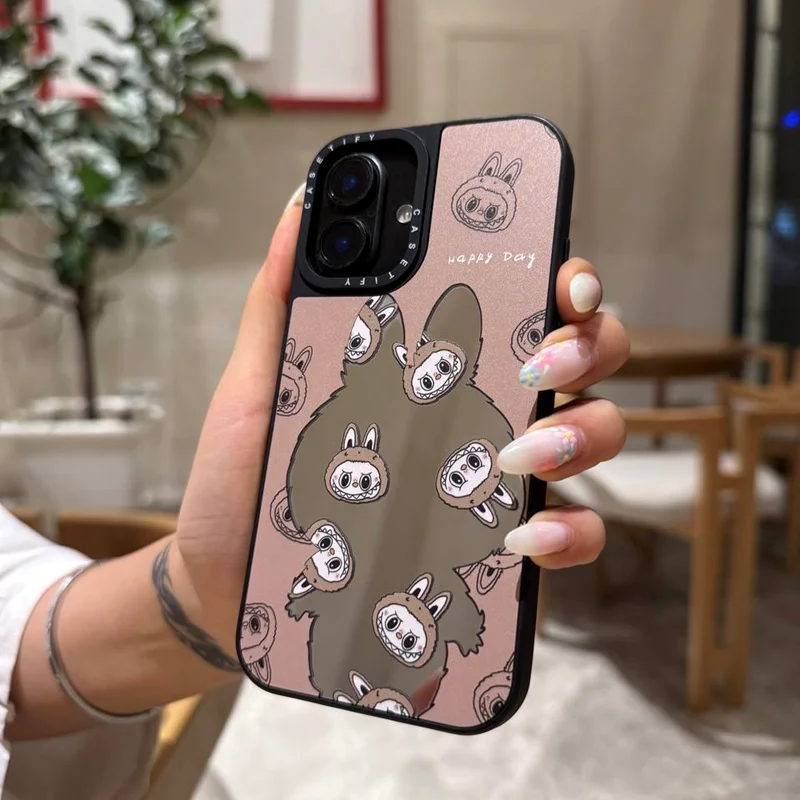 قاب گوشی آیفون لبوبو طرح لبخند (happy labubu)