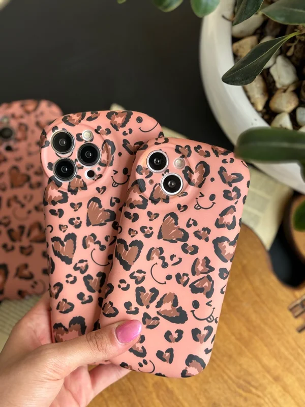 قاب موبایل آیفون پلنگی Smile