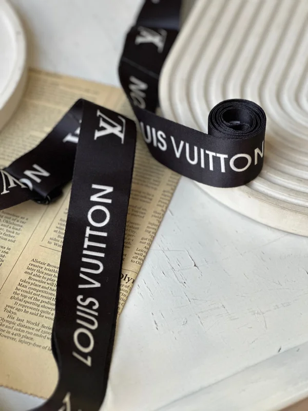 بند آویز موبایل Louis Vuitton