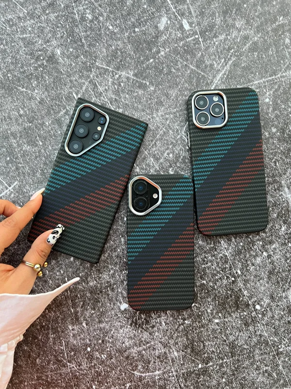 قاب گوشی آیفون  کربن 3 خط طرح m3 power