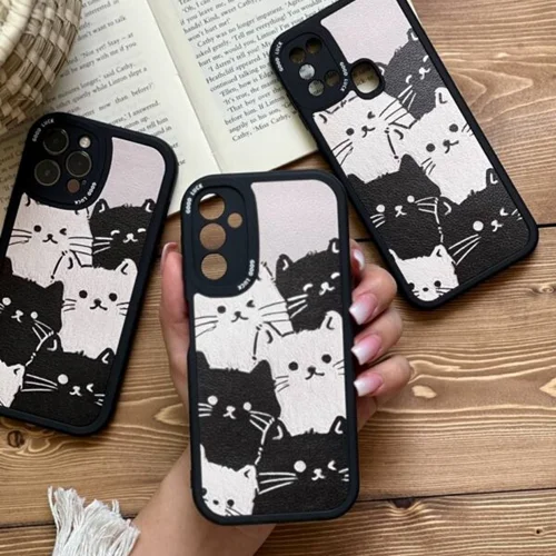 قاب گوشی سامسونگ گربه های کیوت سیاه و سفید محافظ لنزدار