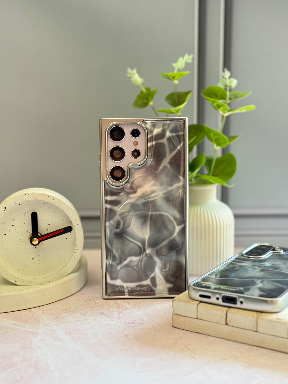 قاب گوشی سامسونگ موج آب water waves