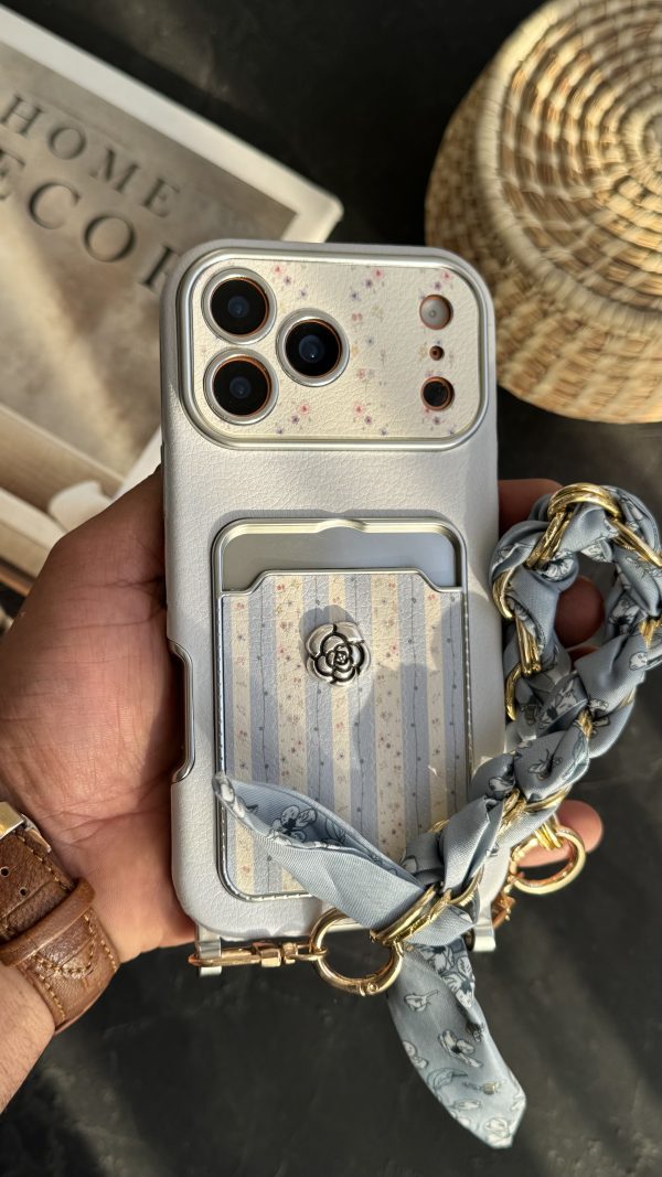 کاور موبایل آیفون اسکارف گل آبی مه آلود + بندست