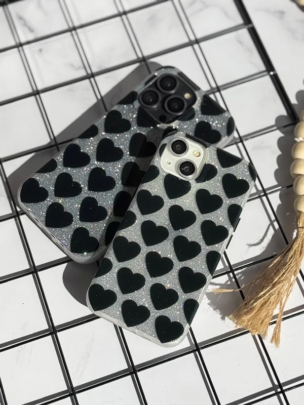 قاب گوشی آیفون قلب مشکی شاینی