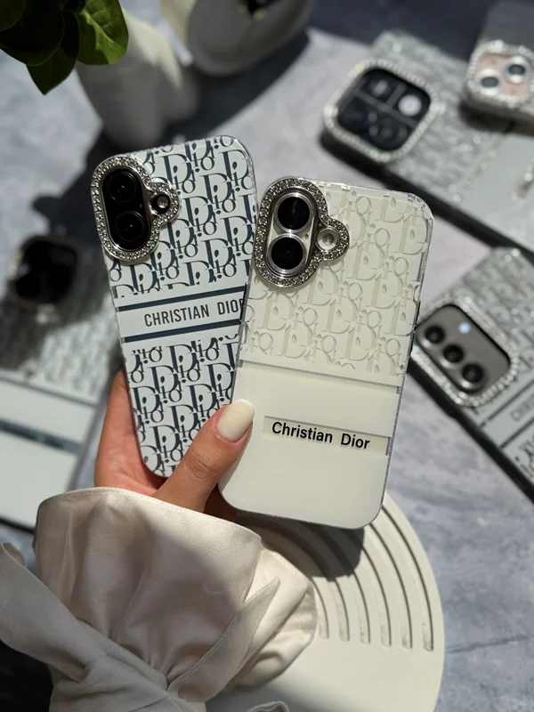 قاب گوشی آیفون White Christian Dior دور لنز نگین